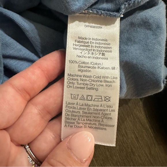 Set of Two Madewell Women’s Black and Blue Scoop Shirts Size XS - Picture 8 of 13